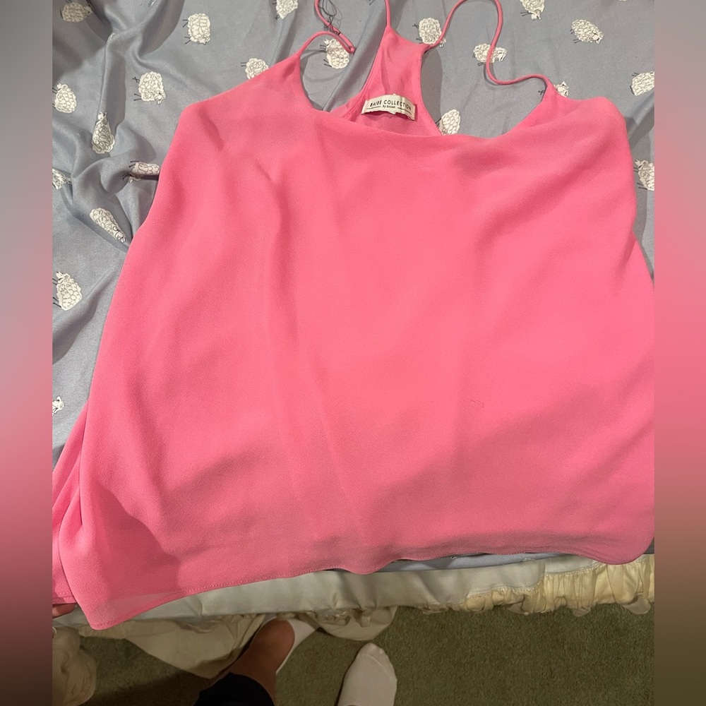 Pink tank top